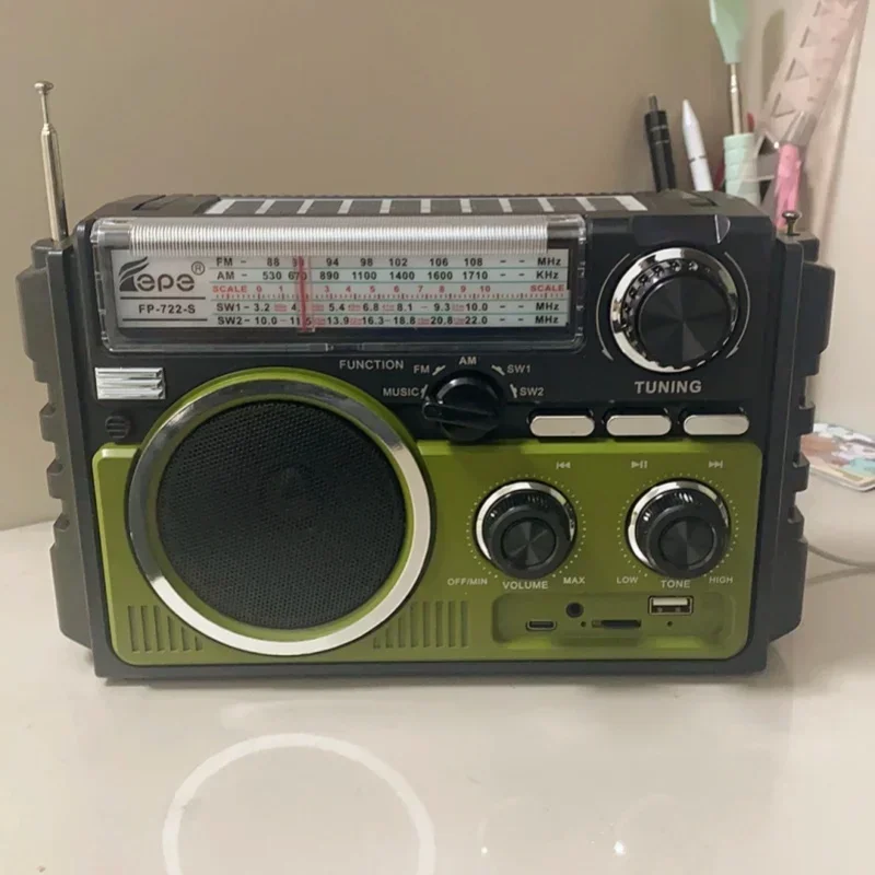 듀얼 태양광 충전 AM/FM/SW1-2 4밴드 라디오 다기능 라디오 휴대용 MP3 음악 플레이어 내장 블루투스 스피커 FP-722-S