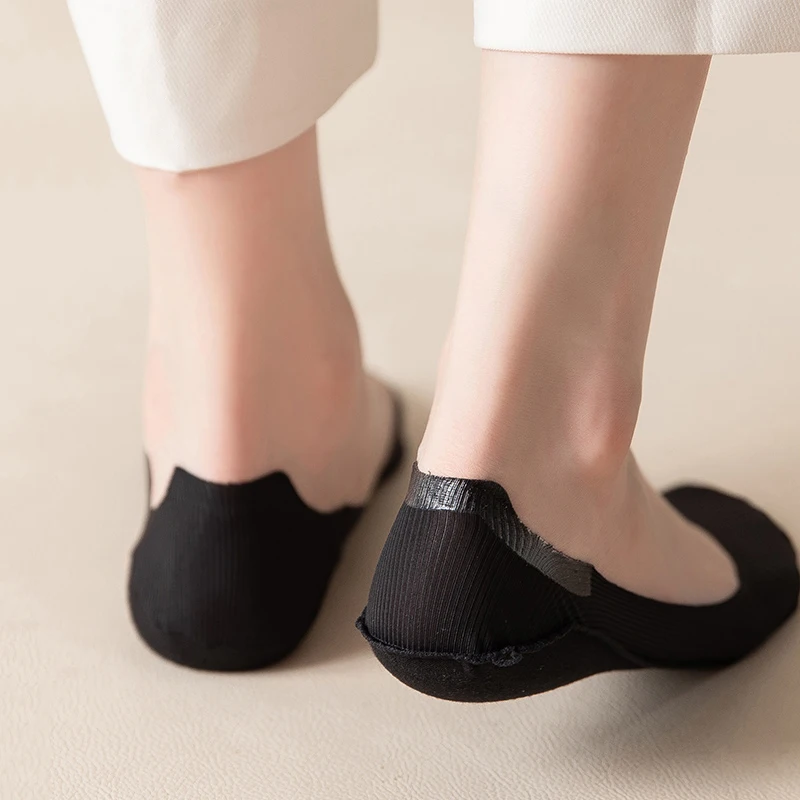 Woman Socks 5 Pairs Summer Ice Silk Breathable Slippers Invisible Solid Color Seamless Non-slip