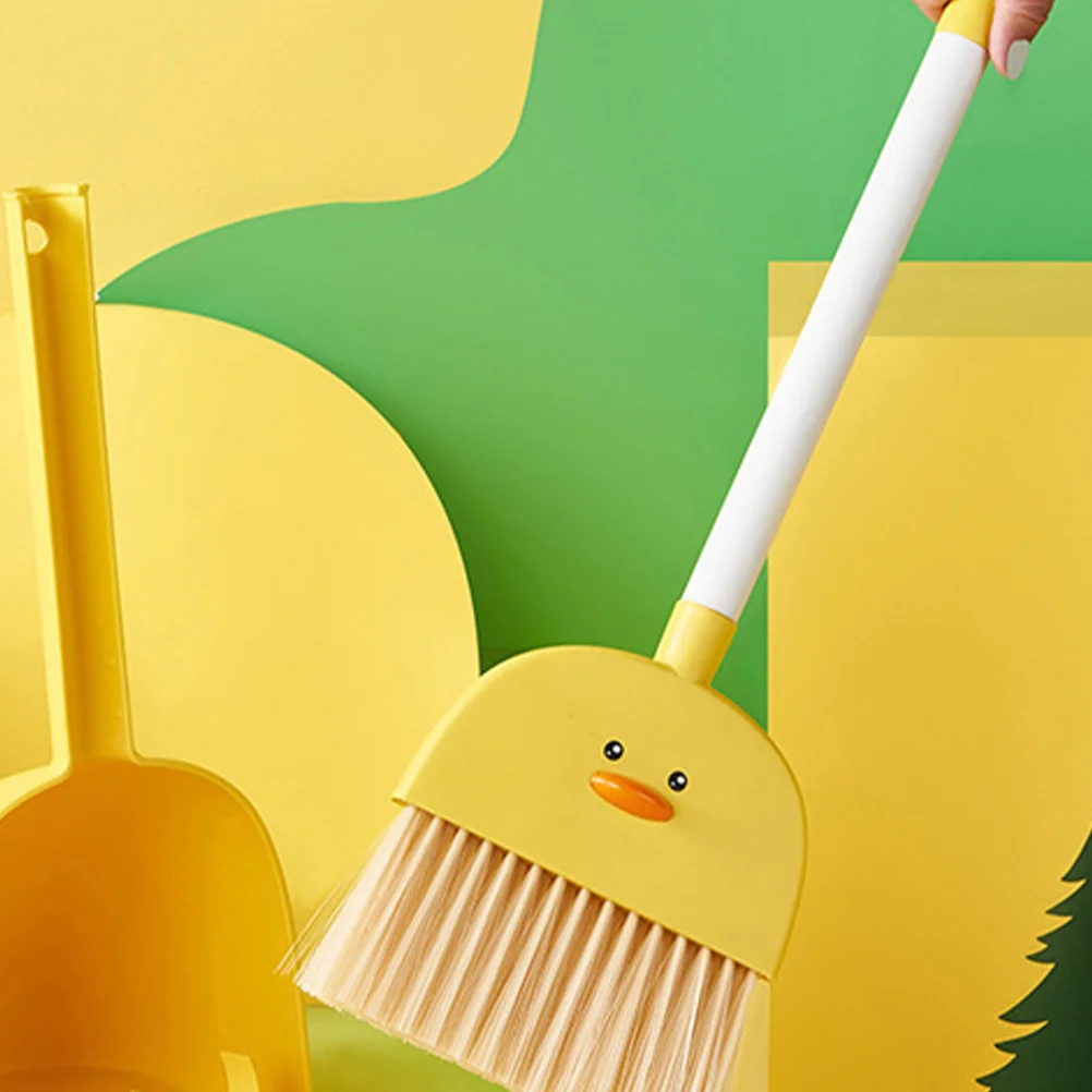 

Cartoon Small Broom Pretend Play Cleaning Tool Kids Plastic Broom Children Broom Cleaning for Housekeeping Play Birthday Gifts