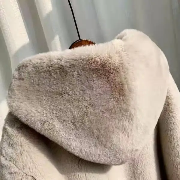 Imitation Plush Fur Coat Women's Autumn And Winter Loose Cocoon Type Thickened Rabbit Hair Clothes Oversize Hooded Coat 2023