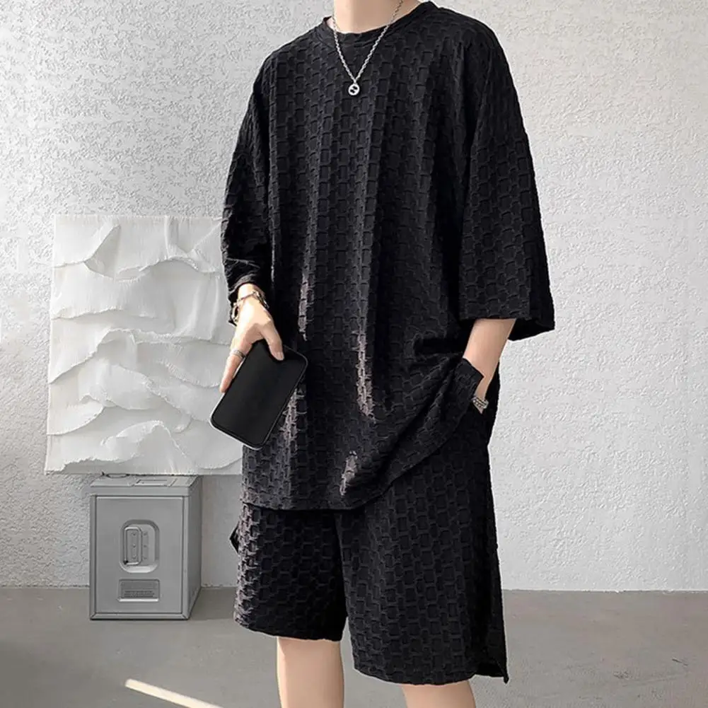 

Men T-shirt Shorts Set Comfortable Men Suit Set Men's Casual Two-piece Set with O-neck T-shirt Wide Leg Shorts for Summer