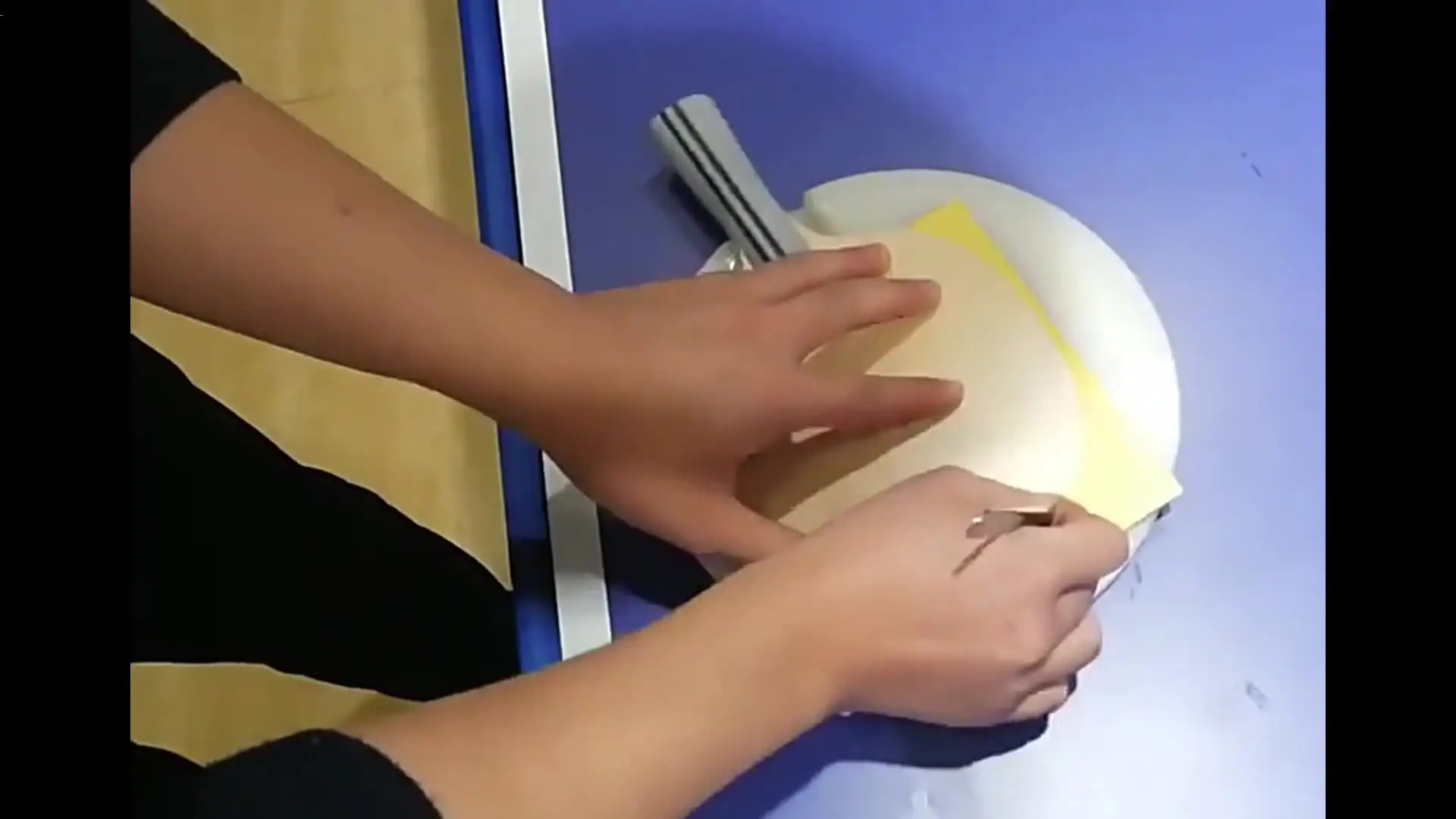 Tavolo Da Taglio Rotante 360° Per Gomma Da Ping Pong – Base Antiscivolo, In Acciaio Inox E Gomma, Per Tagli Precisi E Fluidi