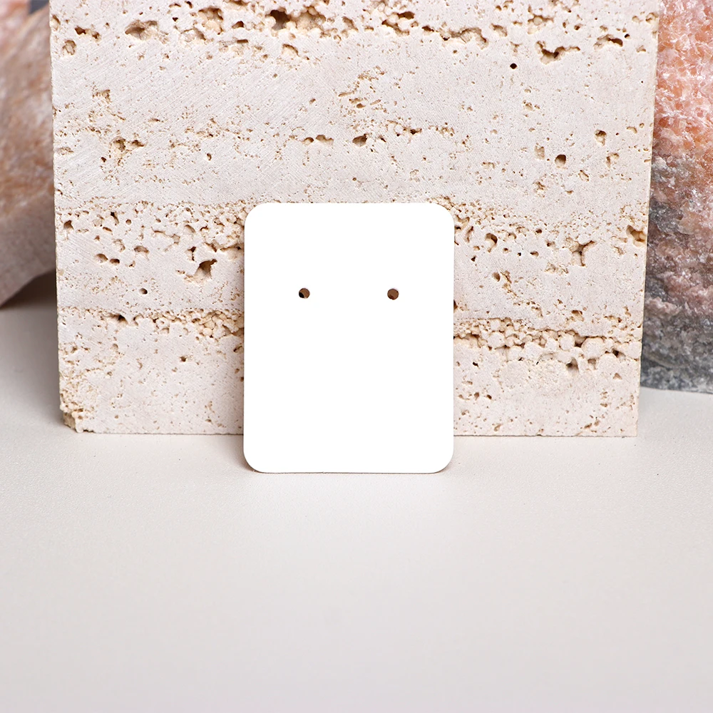 Рисунок 4 - картонные витрины для сережек-гвоздиков