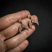  Vintage Ancient Metal Moon Earrings Round Opal Stone Carved Vines Leaves Bronze Drop Earrings for Women Ethnic Jewelry 