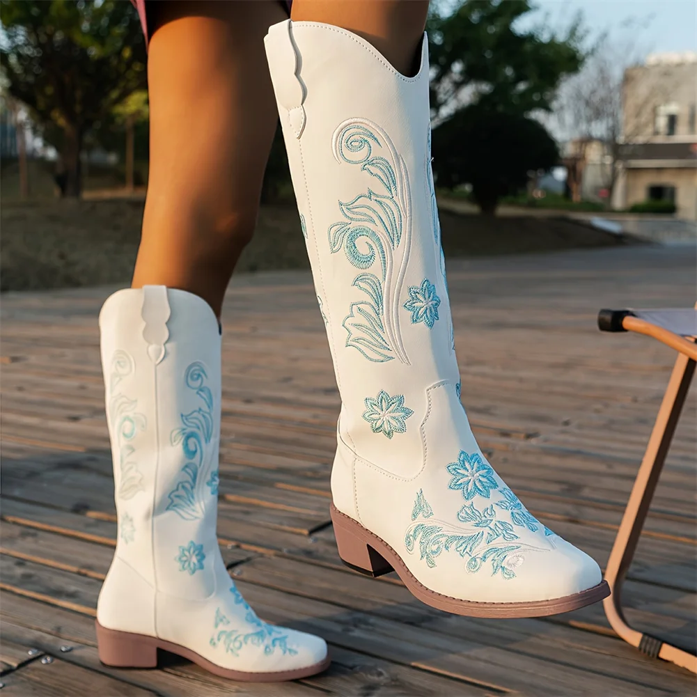 Brand Design Female Western Cowboy Boots Fashion Embroider Chunky Heels women's Cowgirl Boots Casual Party Woman Shoes