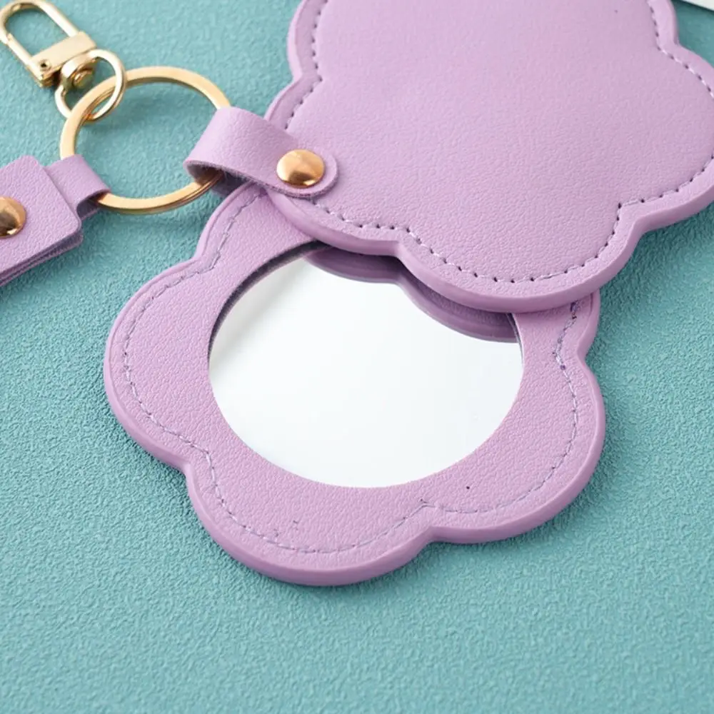 Creative PU Leather Flower Shaped Key Chain Portable Versatile Makeup Mirror Keychain Luxury Bag Hanging Pendant Gifts