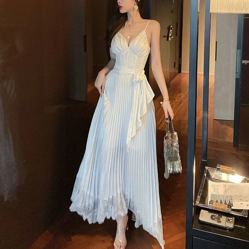 

White Evening Long Dresses Women Elegant V-neck Spaghetti Strapped Bodycon Dress Satin Sleeveless Vintage Vestidos Mujer Luxury
