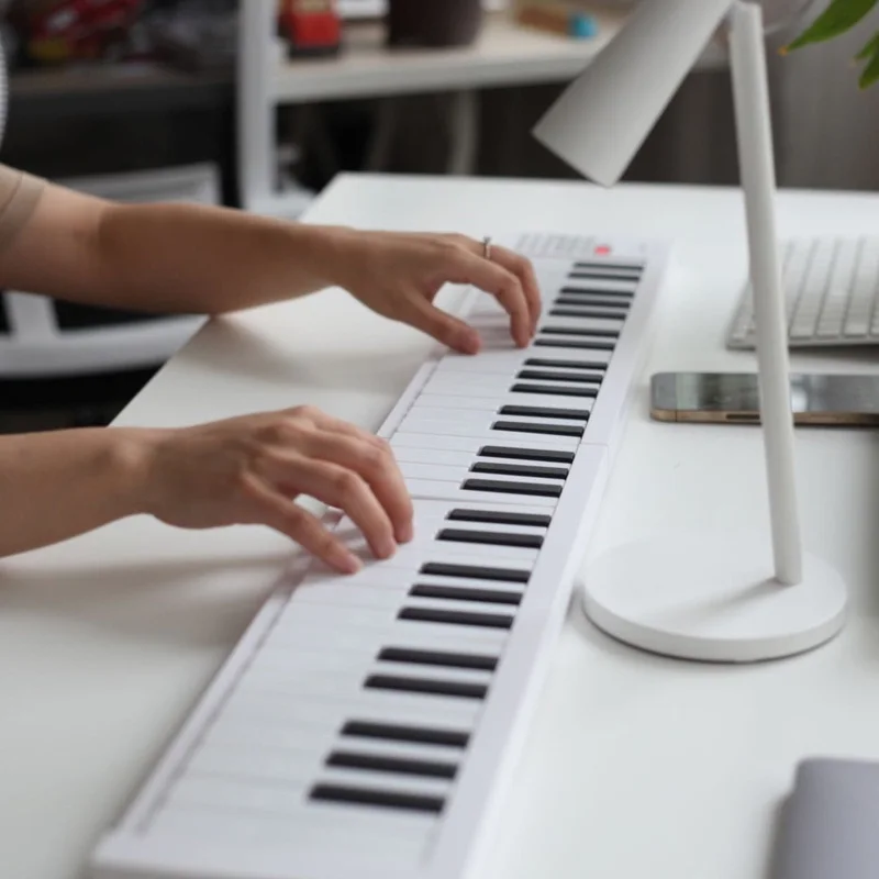 61-Key Foldable Electronic Piano Keyboard LED Display Rechargeable Battery for Beginners electronic musical instrument