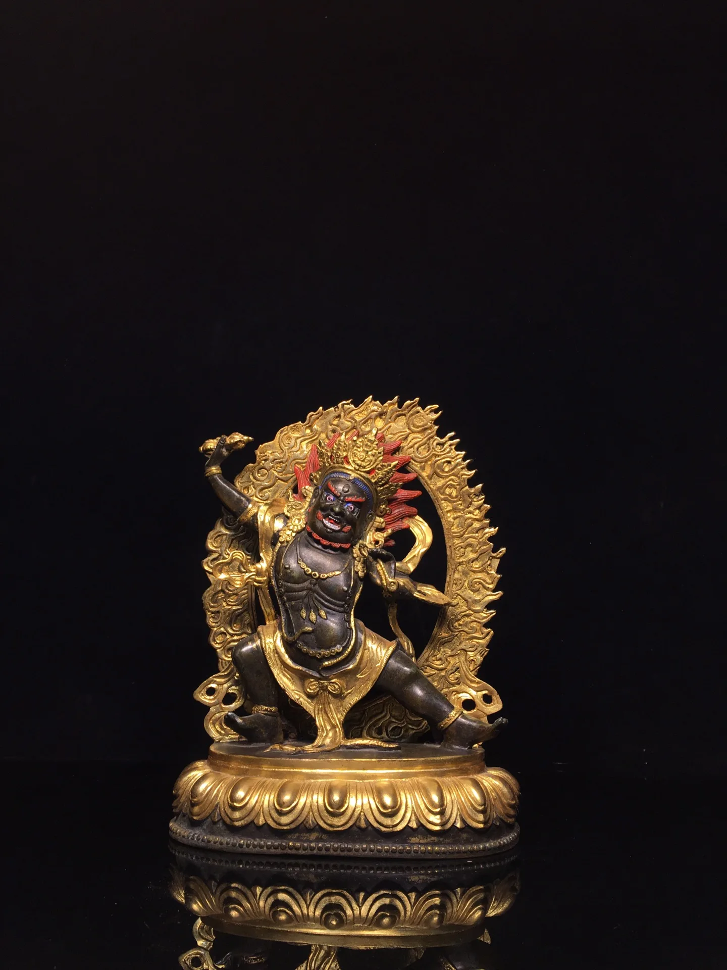 

10"Tibetan Temple Collection Old Bronze Cinnabar Gilding Vajrapani Bodhisattva Lotus Platform Buddha Worship Hall Town house