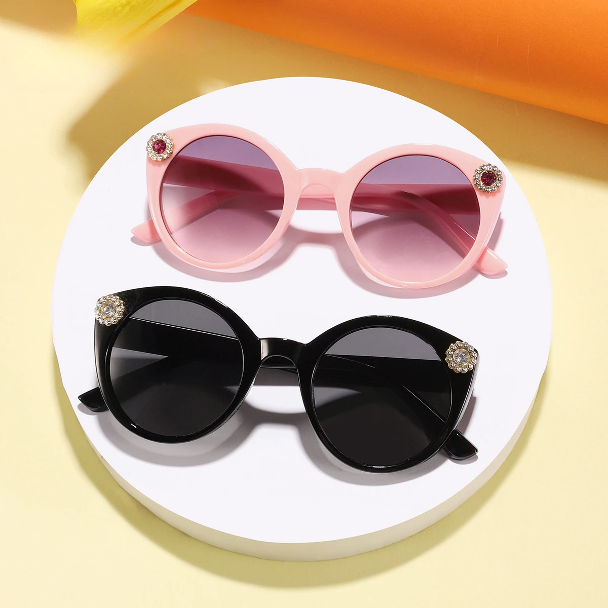 Trendy Kids' Candy-Colored Round Frame Rhinestone Sunglasses UV400 Protection Stylish Baby Boy Girl Accessories Outdoor Fashion
