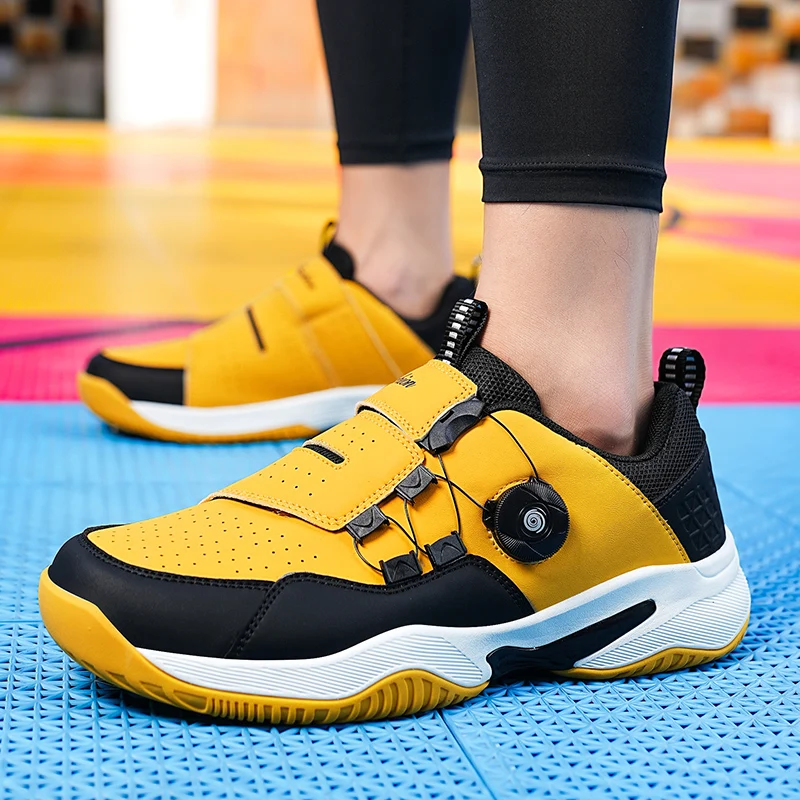 Men Badminton Shoes Breathable Anti-Slippery Sport  Tennis Shoes for Men Women Sneakers 5