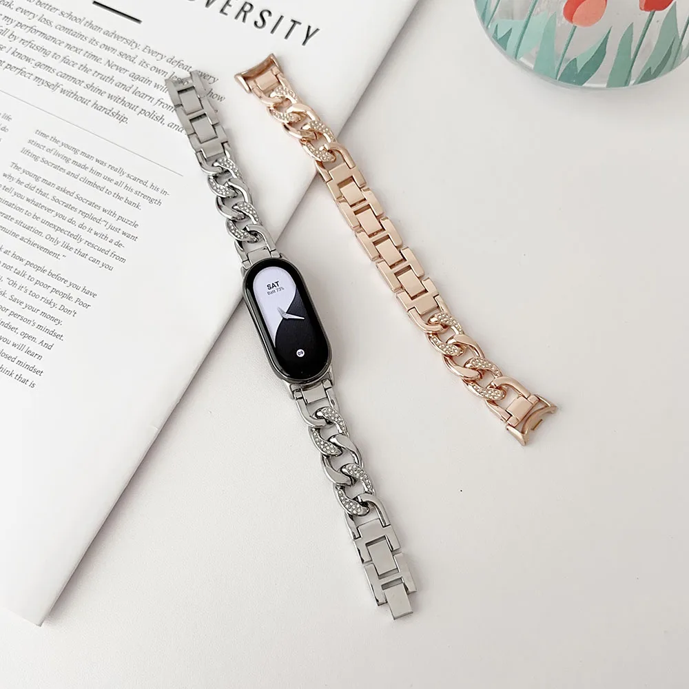 Métal Bracelet Pour Xiaomi Mi Band 9/Xiaomi Mi Band 8 Bracelet Femme Homme,Magnétique Bracelet De Remplacement En Acier Inoxydable Ajustable Pour Xiaomi Smart Band 8/Xiaomi Smart Band 9 Bracelet