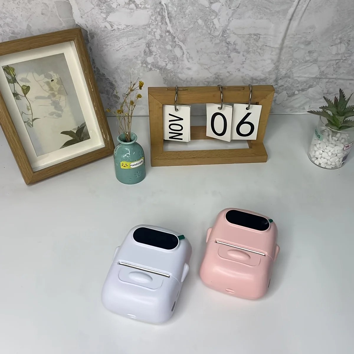 Label printer Mini Portable Wireless Label Printer Wireless Function Thermal Sticker Maker Handheld Tips Learning Marking