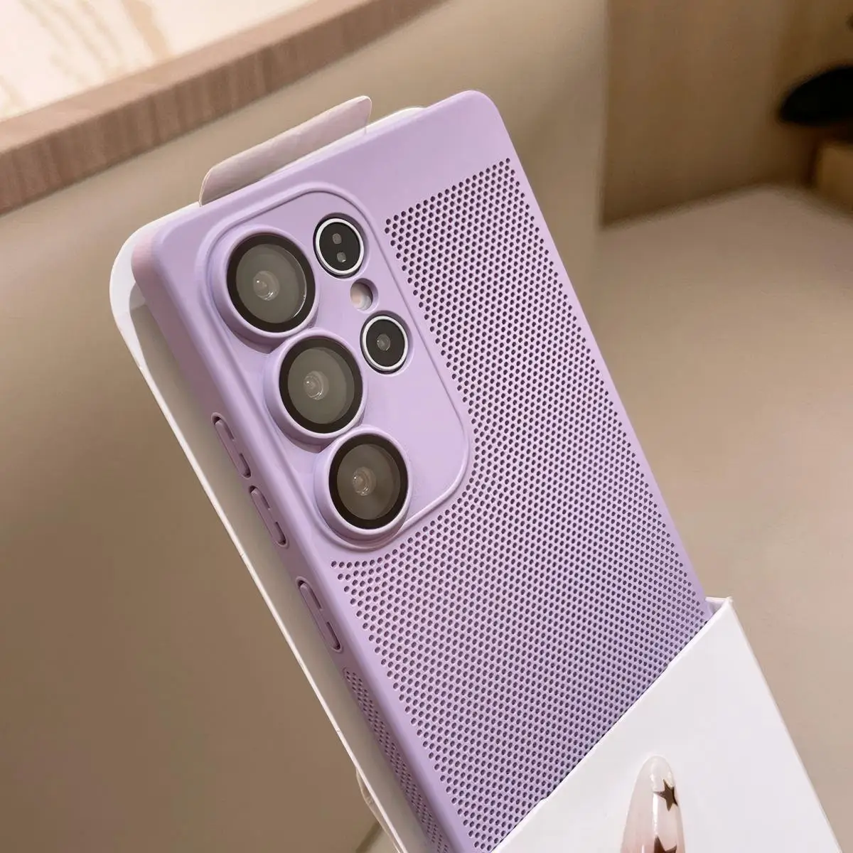 Enhanced Heat Dissipation Breathable Phone Case with Lens Protection and Solid Color
