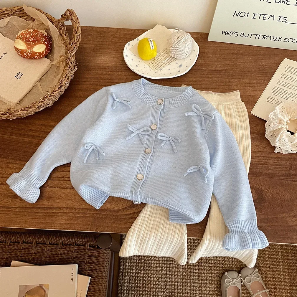Ropa para niños 2024 Otoño e Invierno nuevo artículo niñas cárdigan de punto con lazo suéter chaqueta lindo bebé dulce Top moda - Imagen 6