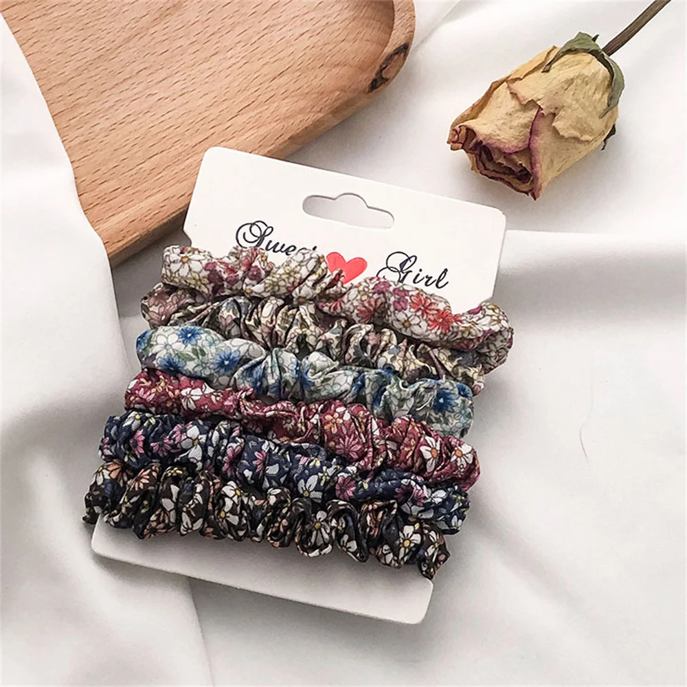 Elegant Solid Color Hair Ties - Soft, No-Damage Ponytail Holders