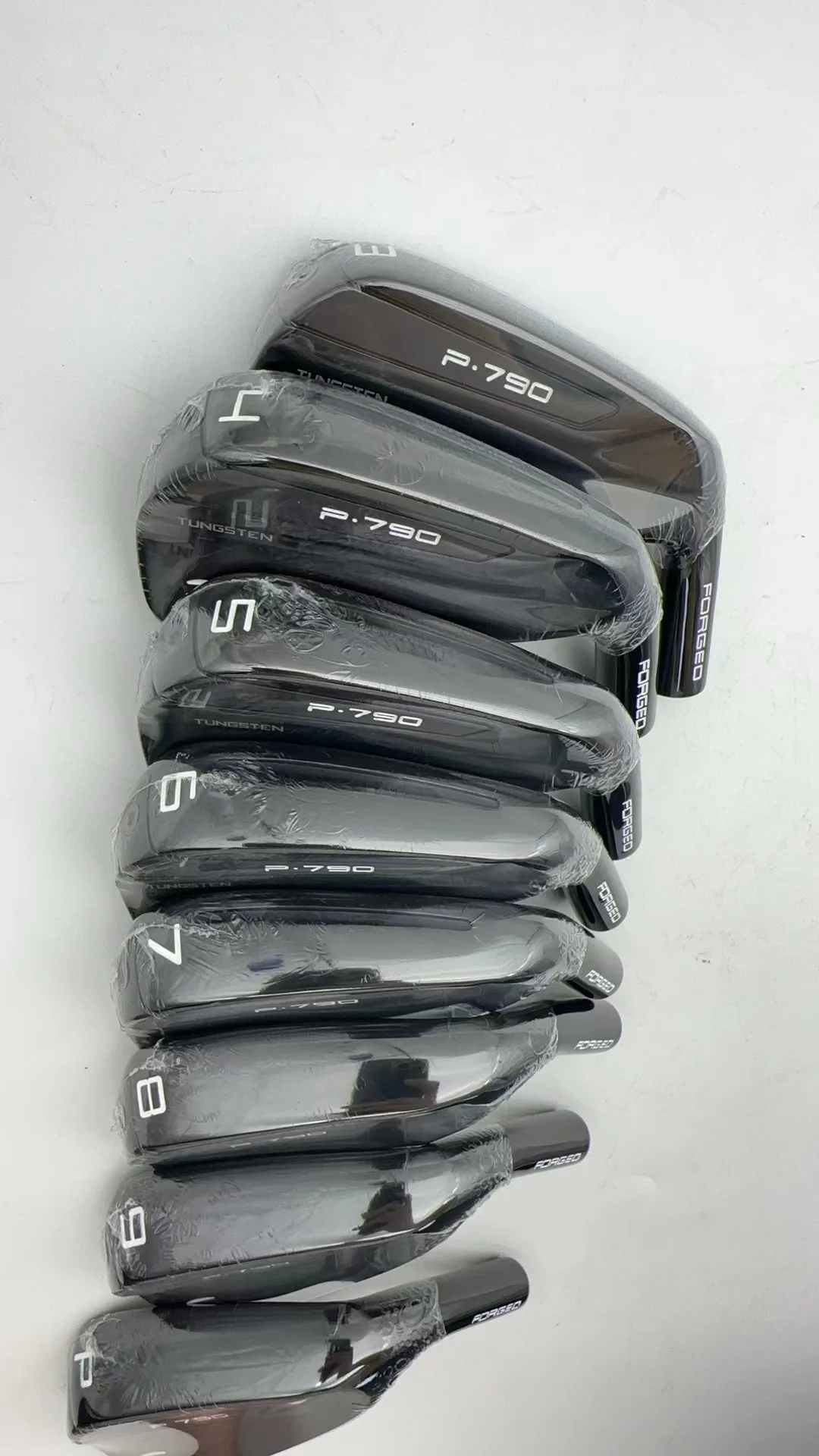 Black Golf Club P790 Iron Set 3456789P with Shaft P790 8pcs Golf Iron sets free shipping