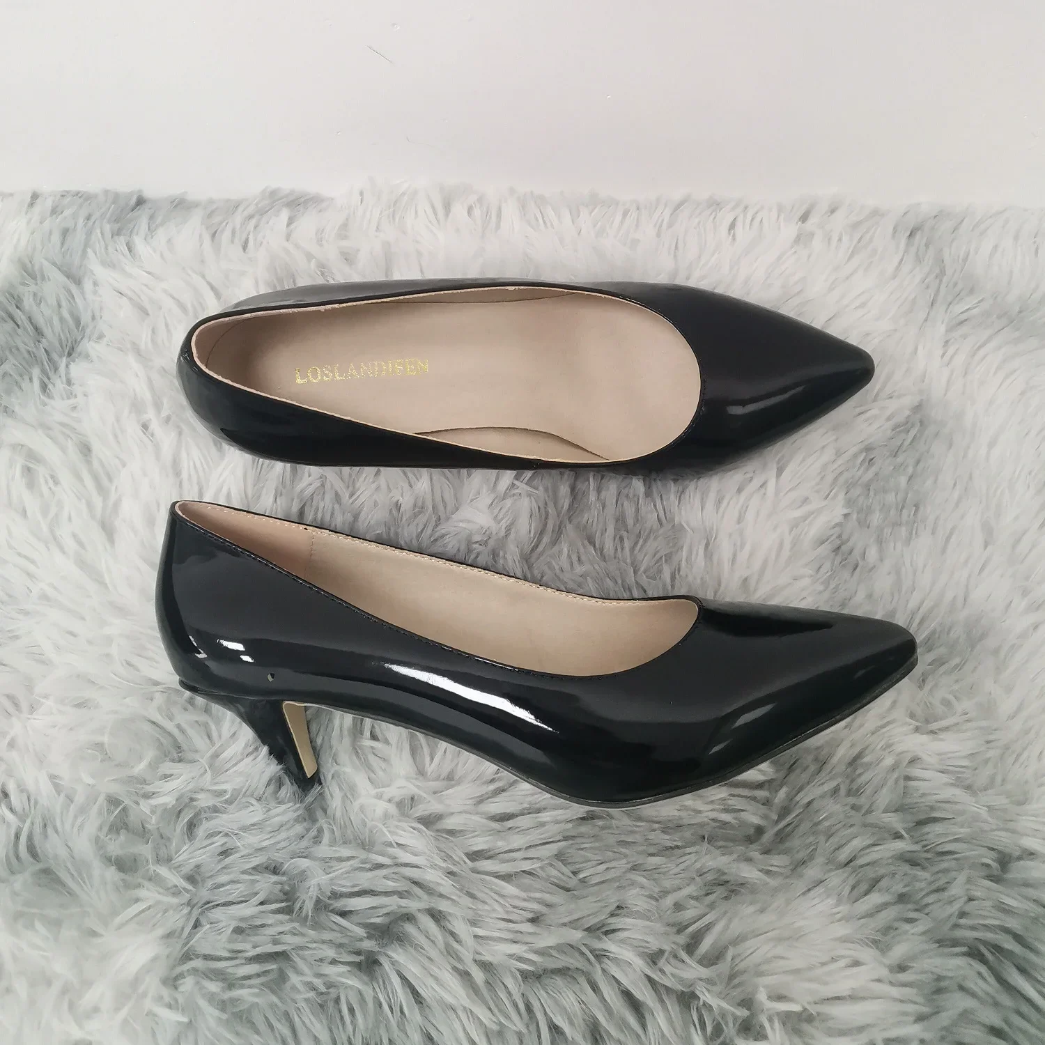 New Women Pumps Classic Sexy Pointed Toes 5cm Low Med Kitten High Heels Spring Brand Design Black Dress Wedding Shoes Large Size 2