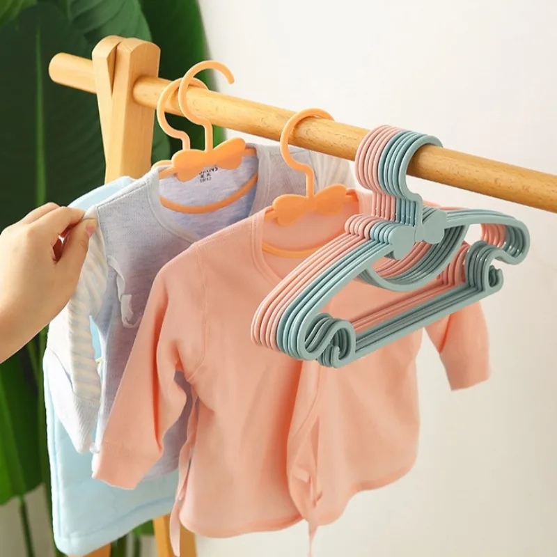Cute Bow Children's Clothes Hanger Plastic Clothes Hanger For Baby Clothes Jacket Household Thick Drying Clothes Hanger Storage