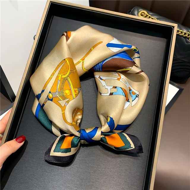 Scarf 100% Silk Bandana Women Square Scarves Wrap Kerchief Mulberry Spring Fashion Luxury High Quality Headband Hijab Shawls 16103