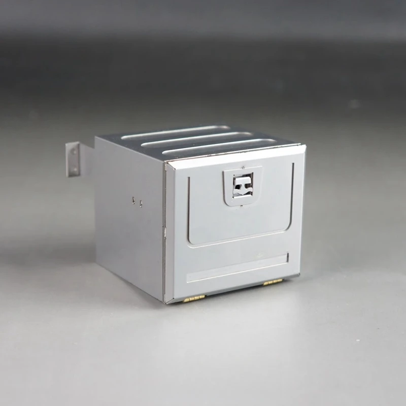 

Metal toolbox for 1/14 scale R/C Tractor Truck Tamiya 56360 56362 56312 FH12 FH16 Globetrotter 750 6×4 Timber Truck
