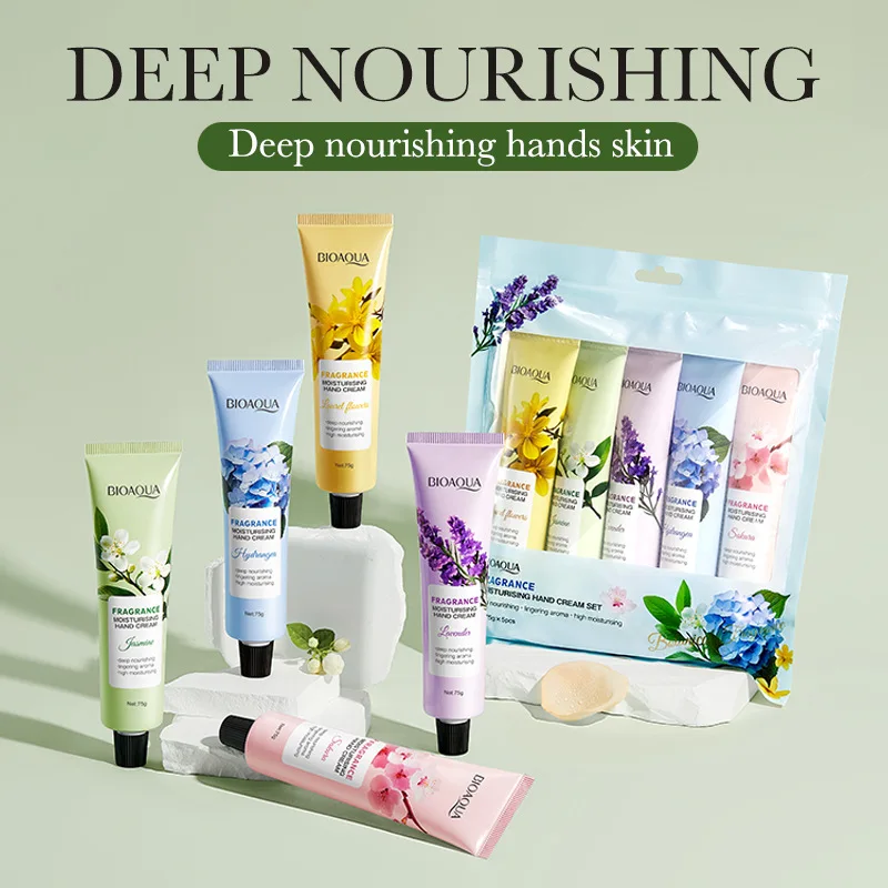 Floral Hand Cream Gift Set &ndash; Nourishing Winter Care for Dry Skin with a Softening Feel & Delicate Blooming Fragrance