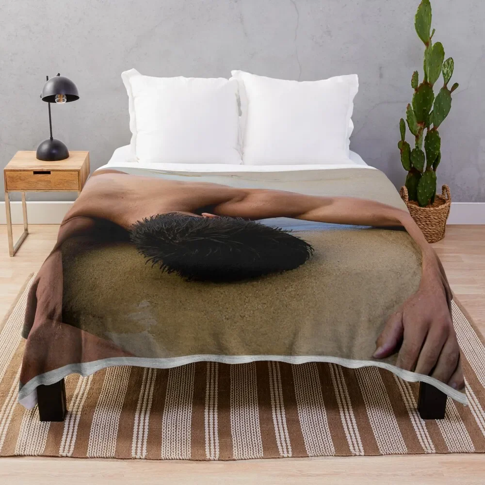 shoulders on the beach Throw Blanket Soft Beds Bed Fashionable Camping Blankets