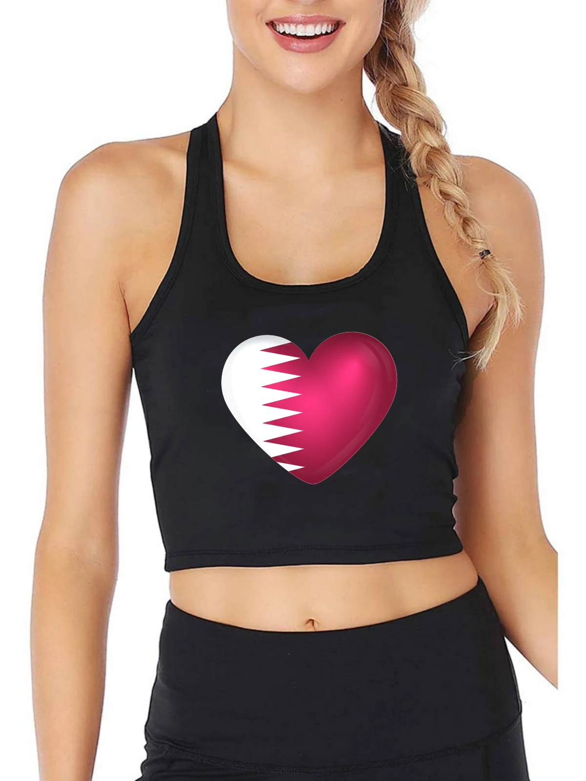 

Qatar Flag Graphics Heart Design Sexy Slim Fit Crop Top Women's Patriotic Memorial Style Tank Tops Cotton Sports Camisole