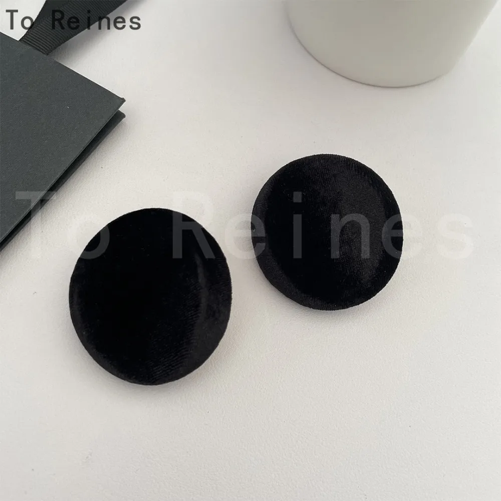 

To Reines Geometric Round Flannel Stud Earrings For Women Black Fabric Cute Eardrop Wedding Party Fashion Jewelry New Year Gift