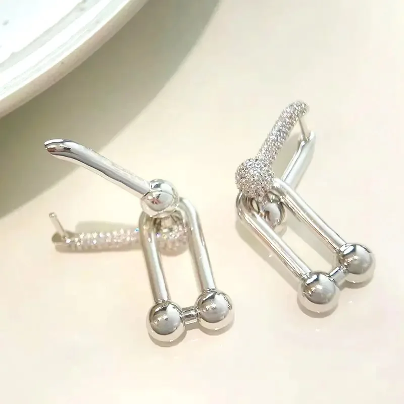 

1: 12024 New Women's Luxury Jewelry 925 Sterling Silver Fashion Horseshoe Buckle U-shaped Earrings Logo Wedding Valentine's Day