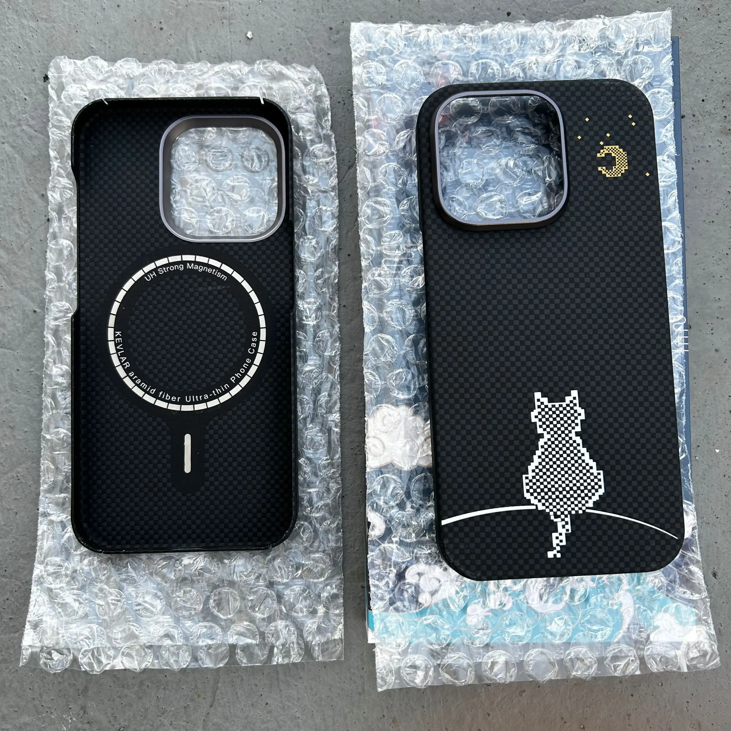 Premium Magnetic Carbon Fiber Phone Case with MagSafe - Kevlar Aramid Fiber Design