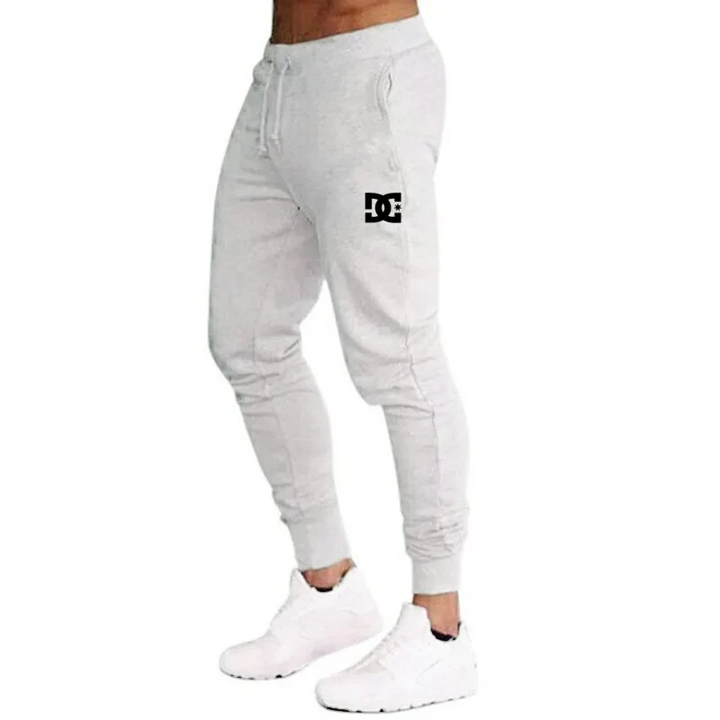 

2024 Men's fleece fashion printed logo pants, jogging pants, side pockets, elastic, comfortable, warm, everyday casual sweatpant