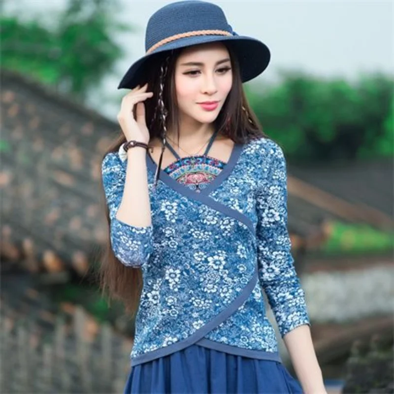 

Fake Two Piece T Shirt Women Embroidered Long Sleeve T-shirt Spring and Autumn Cotton Ethnic Style Women Vintage T Shirt Tops