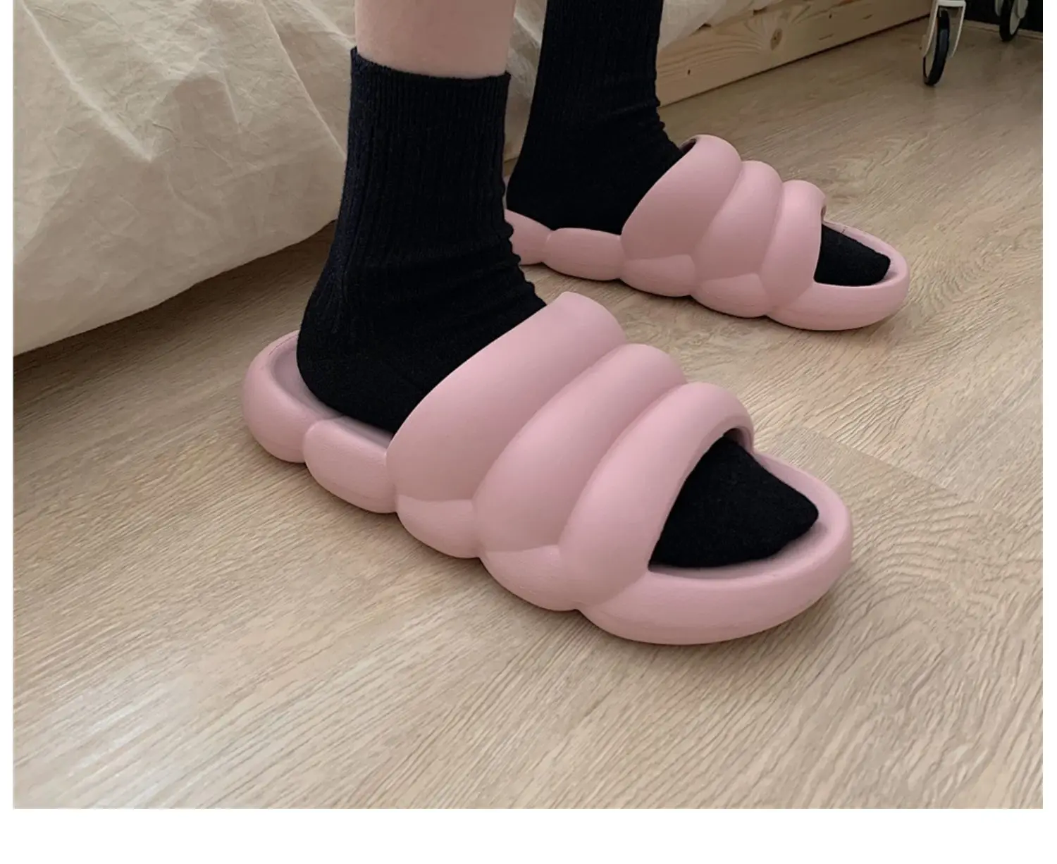 Comwarm Soft Cloud Hausschuhe Frauen Sommer Outdoor Paar trend ige Hausschuhe Home Badezimmer rutsch feste Schuhe Freizeit solide Flip-Flops – Detail 12