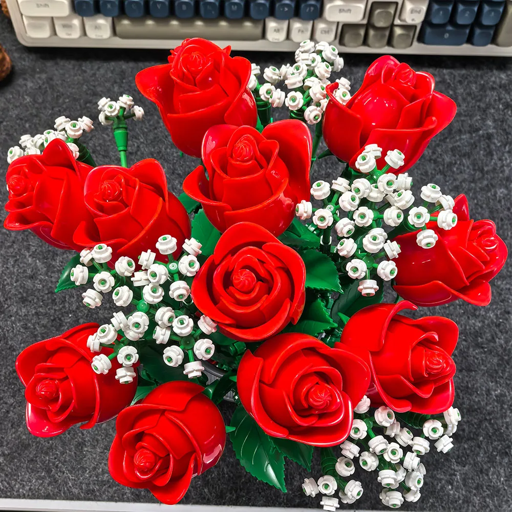 968PC Romantic Rose Bouquet Building Blocks Creative Home Desktop Plant Decorati
