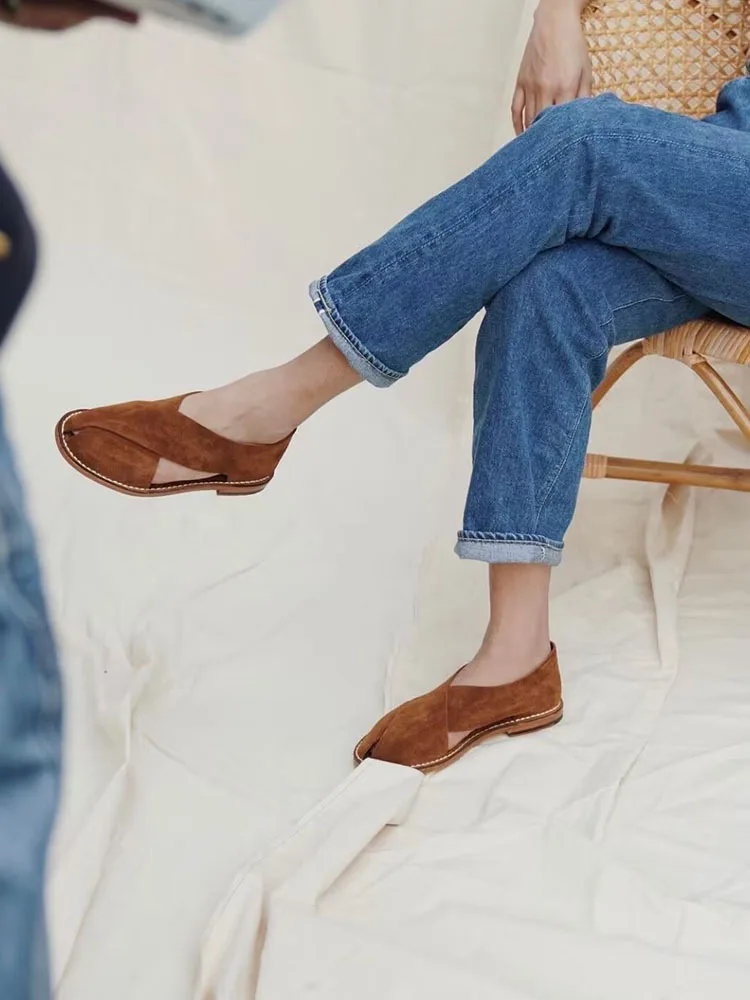 

Small Retro Roman Style Flat Shoes With Head Handmade Casual Sandals Woman