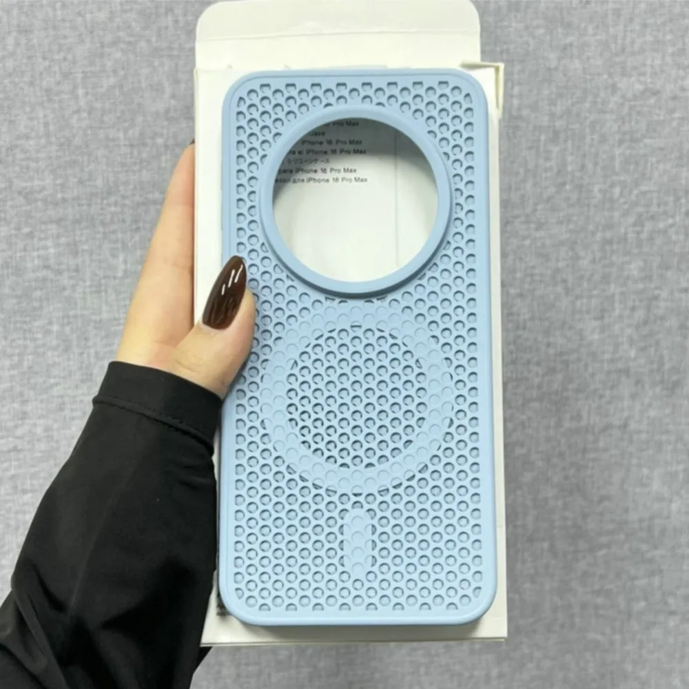 Dissipate Heat Magnetic Shockproof Cooling Case with Mesh Back Cover