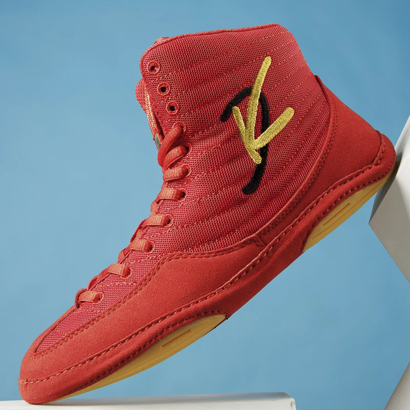 

Горячая Распродажа 2024 боксерские ботинки унисекс черные синие тренировочные ботинки для тренажерного зала парные Высококачественные ботинки для борьбы мужские женские спортивные ботинки для помещений