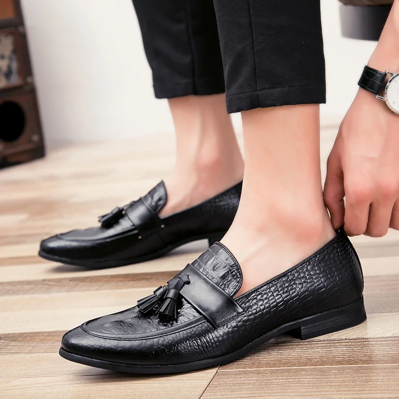 Men Casual Leather Shoes Brand Moccasin Oxfords Driving Shoes Loafers Moccasins Dress New Italian Tassel casual shoes leather shoes