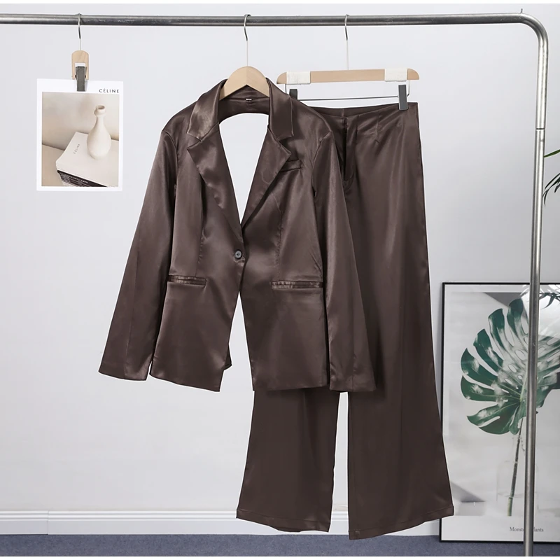 Lässiger, gepolsterter Mantel mit Kapuze für Damen, 2025, schick, geschwollene Reißverschlusstaschen, Daunenjacke, Baumwollmäntel, Damen-Winter, vielseitige Straßenoberbekleidung – Detail 6