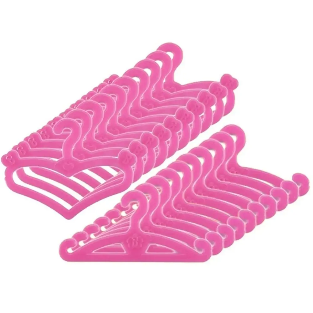 10pcs Quality Pink Color Plastic Heart Shape Hangers Dollhouse Furniture Hangers for Doll Clothes Accessories 1