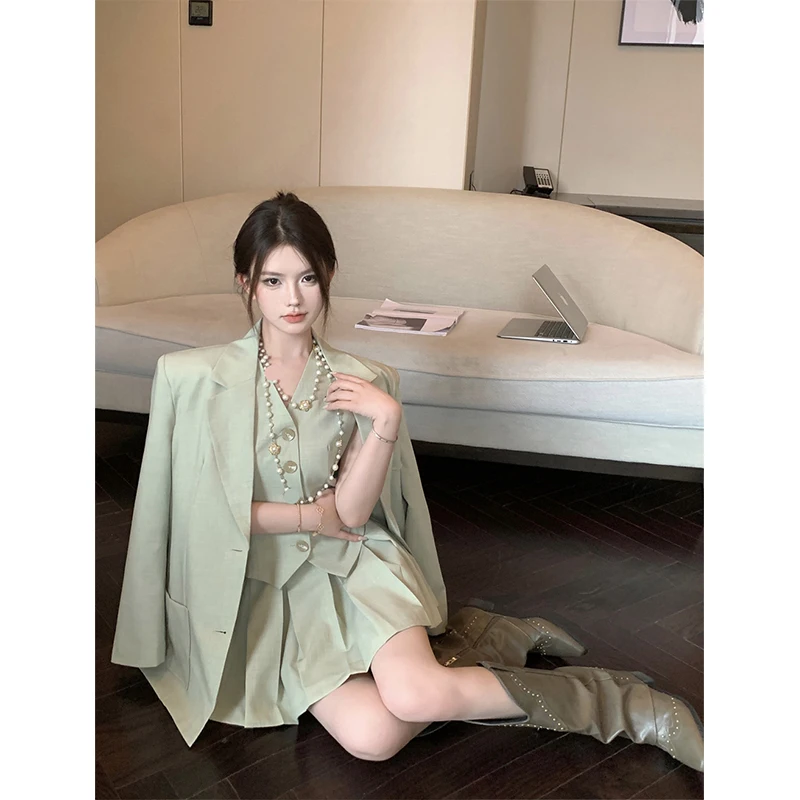 

UNXX 2023 Autumn Winter Women's Blazer Jacket, Vest and Pleated Skirt Three-Piece Suit Set High Quality Female Office Lady Set