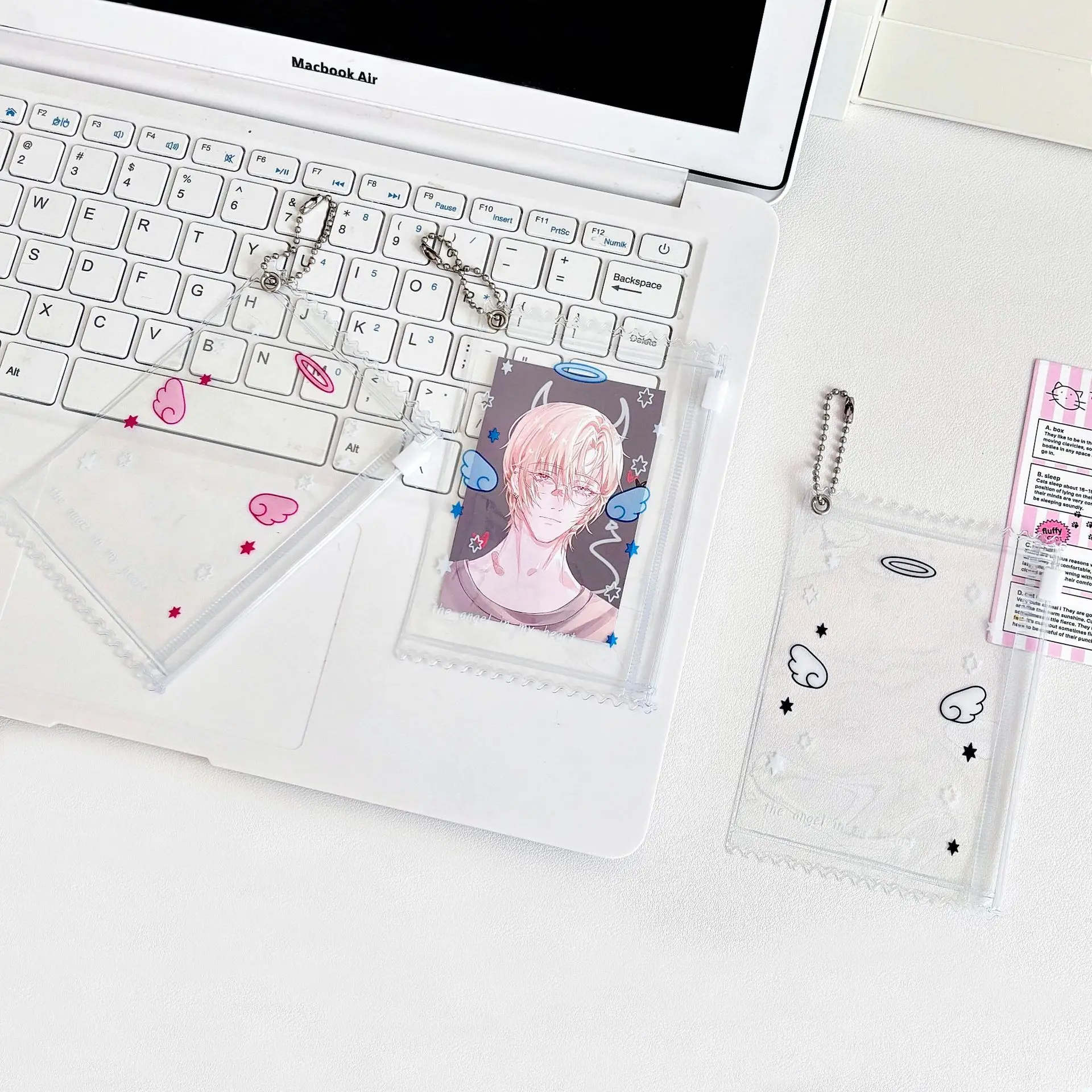 Kpop Photocard Holder with Keychain Y2K Kawaii Angel wings Photo Card Sleeves ID Badge Holder Card Protector 5