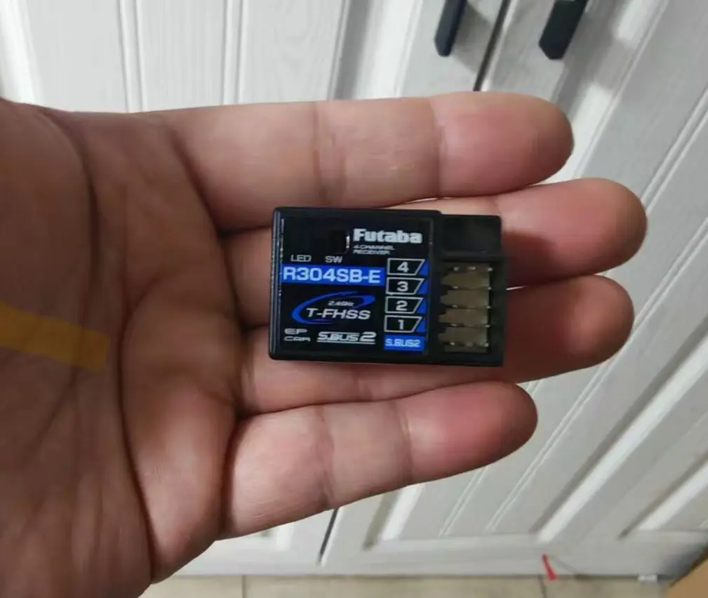 90% new Japan R304SB/ R304SB-E 4-Channel 2.4GHz T-FHSS