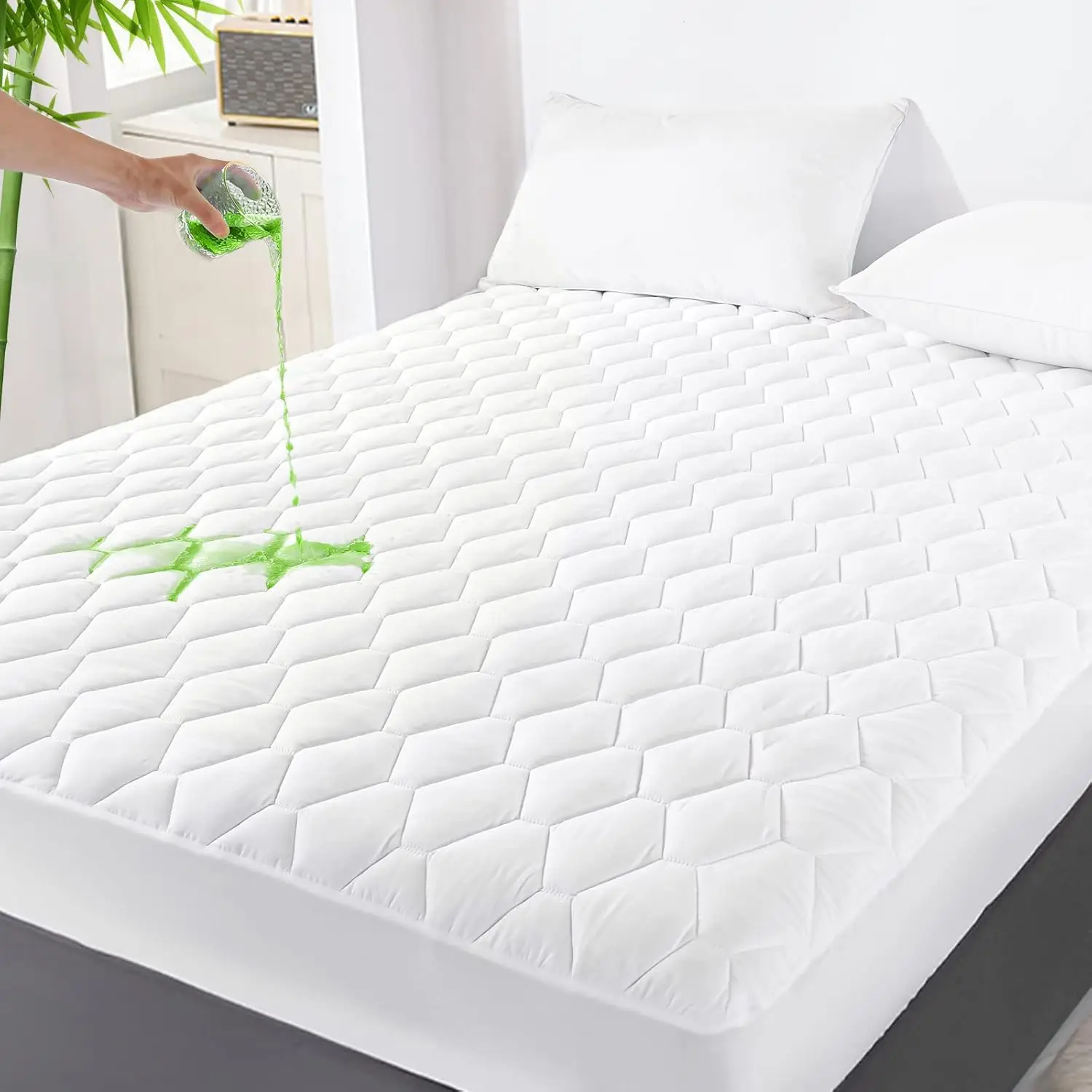Queen Mattress Protector Waterproof, Waterproof Quilted Fitted Mattress Pad, Noiseless Hollow Cotton Cover,
