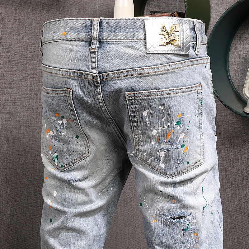 Рисунок 6 - Джинсы мужские Стрейчевые в стиле ретро