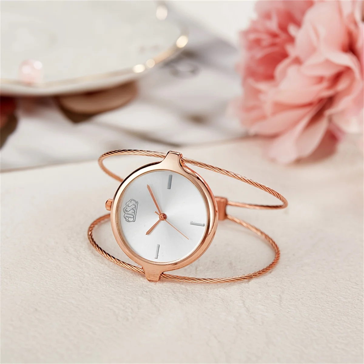 Women Watches Electronic Watch Ladies Quartz Watch