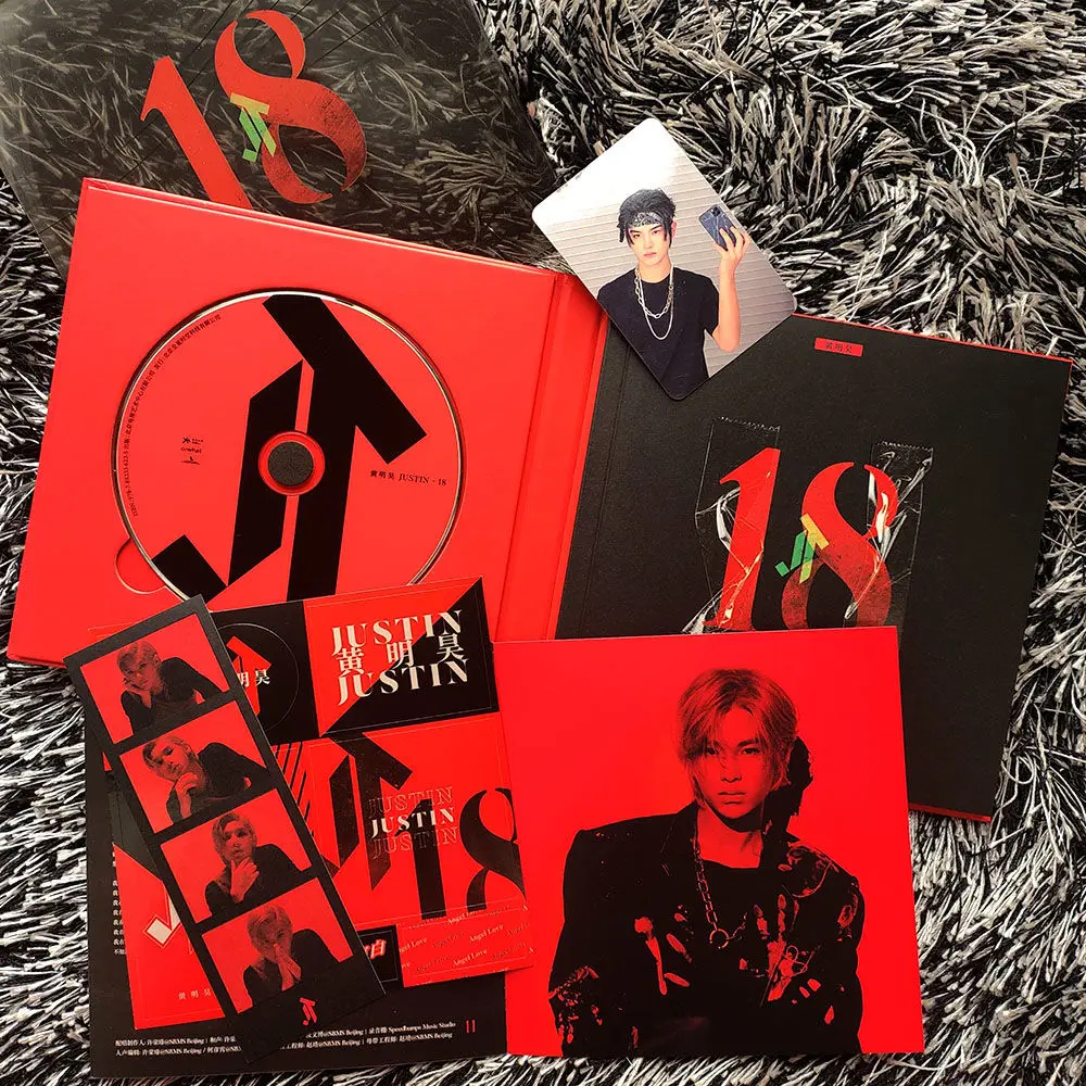 Huang Minghao physical album (18)CD+photocard+bookmark+lyric photobook+sticker peripherals