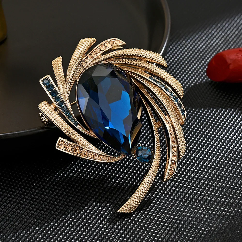 Female Retro Waterdrop Brooches Women Elegant Luxury Blue Yellow Crystal Temperament Jewelry Clothing Accessories Safety Pins