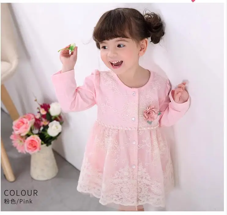Baby outing clothes